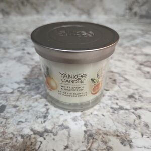 Yankee Candle White Spruce & Grapefruit Scented Candle 4.3 Oz NEW